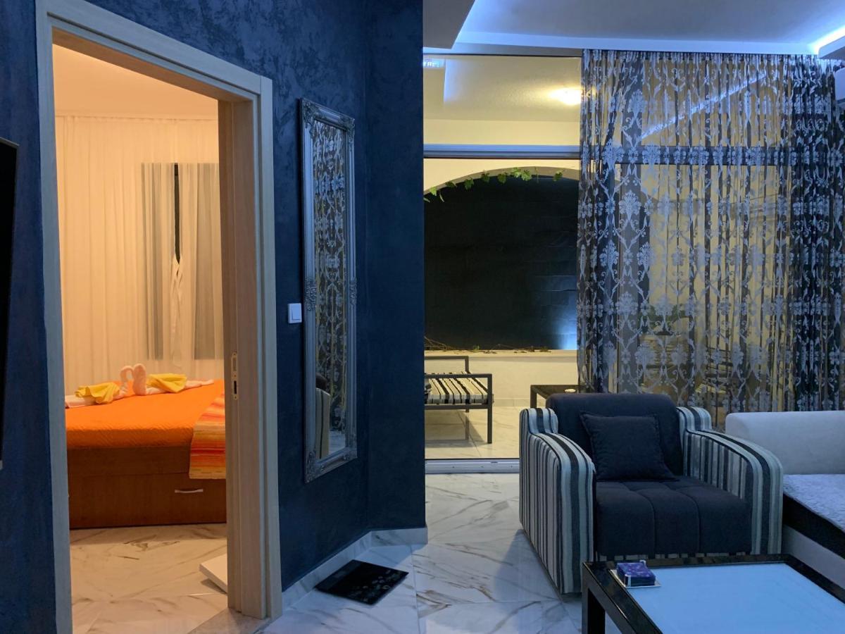 Sound Of The Sea Apartment Sveti Stefan Extérieur photo