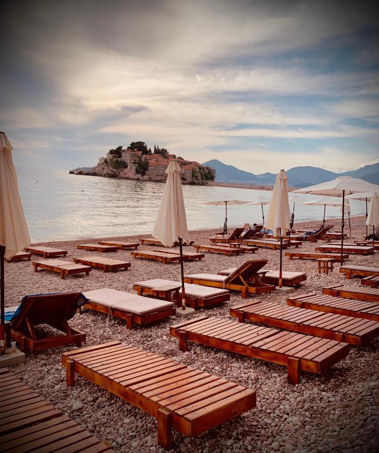 Sound Of The Sea Apartment Sveti Stefan Extérieur photo