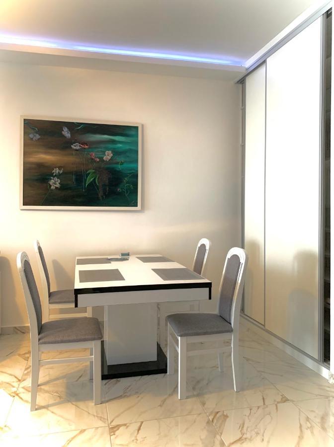 Sound Of The Sea Apartment Sveti Stefan Extérieur photo
