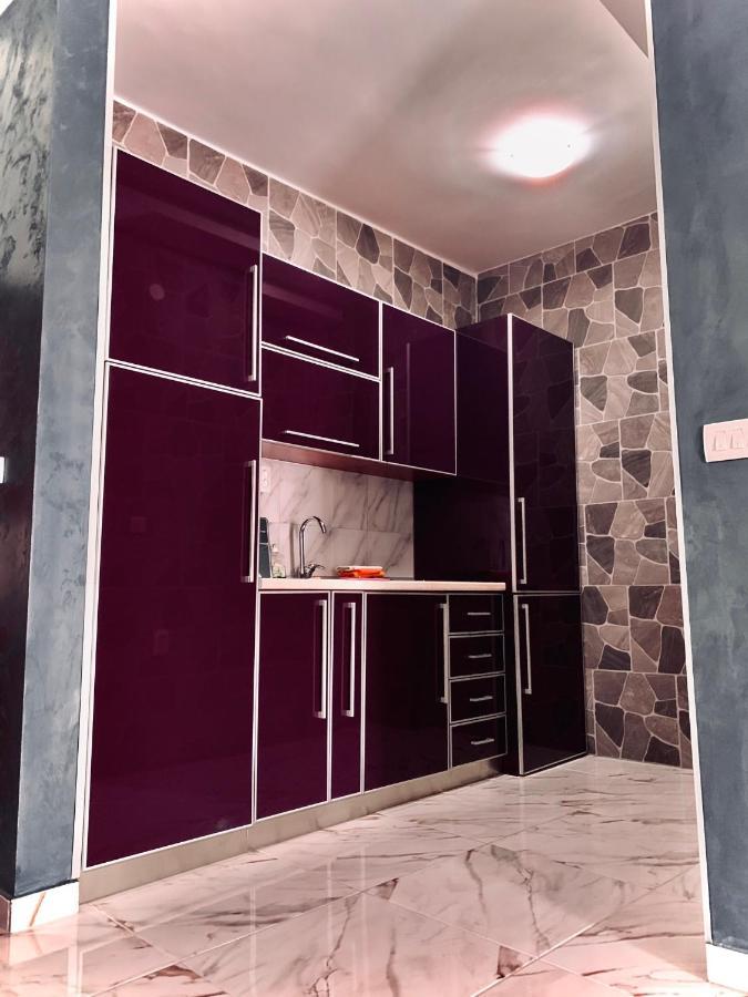 Sound Of The Sea Apartment Sveti Stefan Extérieur photo