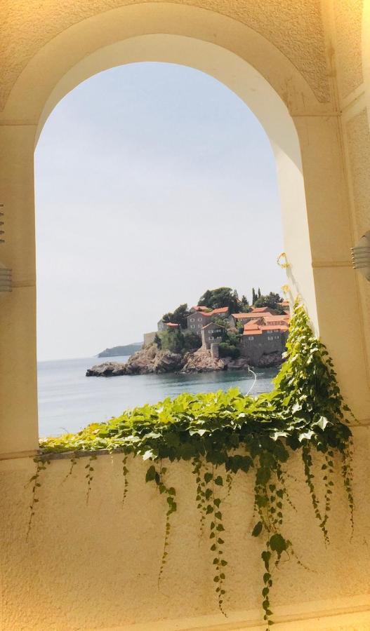 Sound Of The Sea Apartment Sveti Stefan Extérieur photo